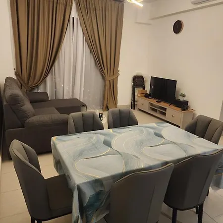 The Netizen #Cheras#C180#Mrt#9Person Stay#Staycation 3 Bed Rooms Exterior photo