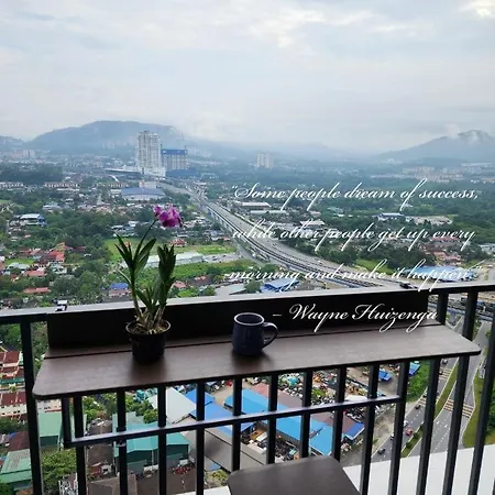 The Netizen #Cheras#C180#Mrt#9Person Stay#Staycation 3 Bed Rooms Exterior photo