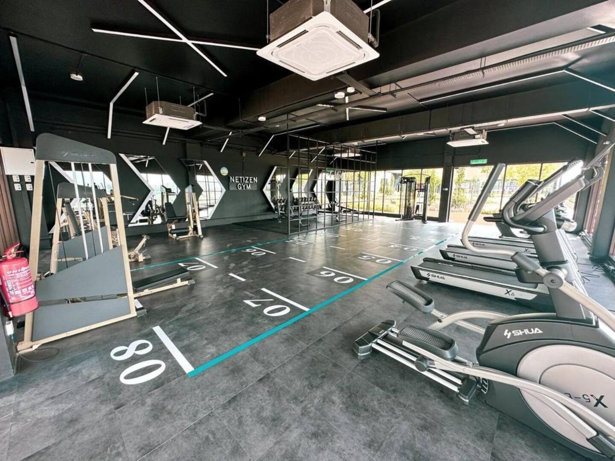 The Netizen #cheras#c180#mrt#9person Stay#staycation 3 Bed *