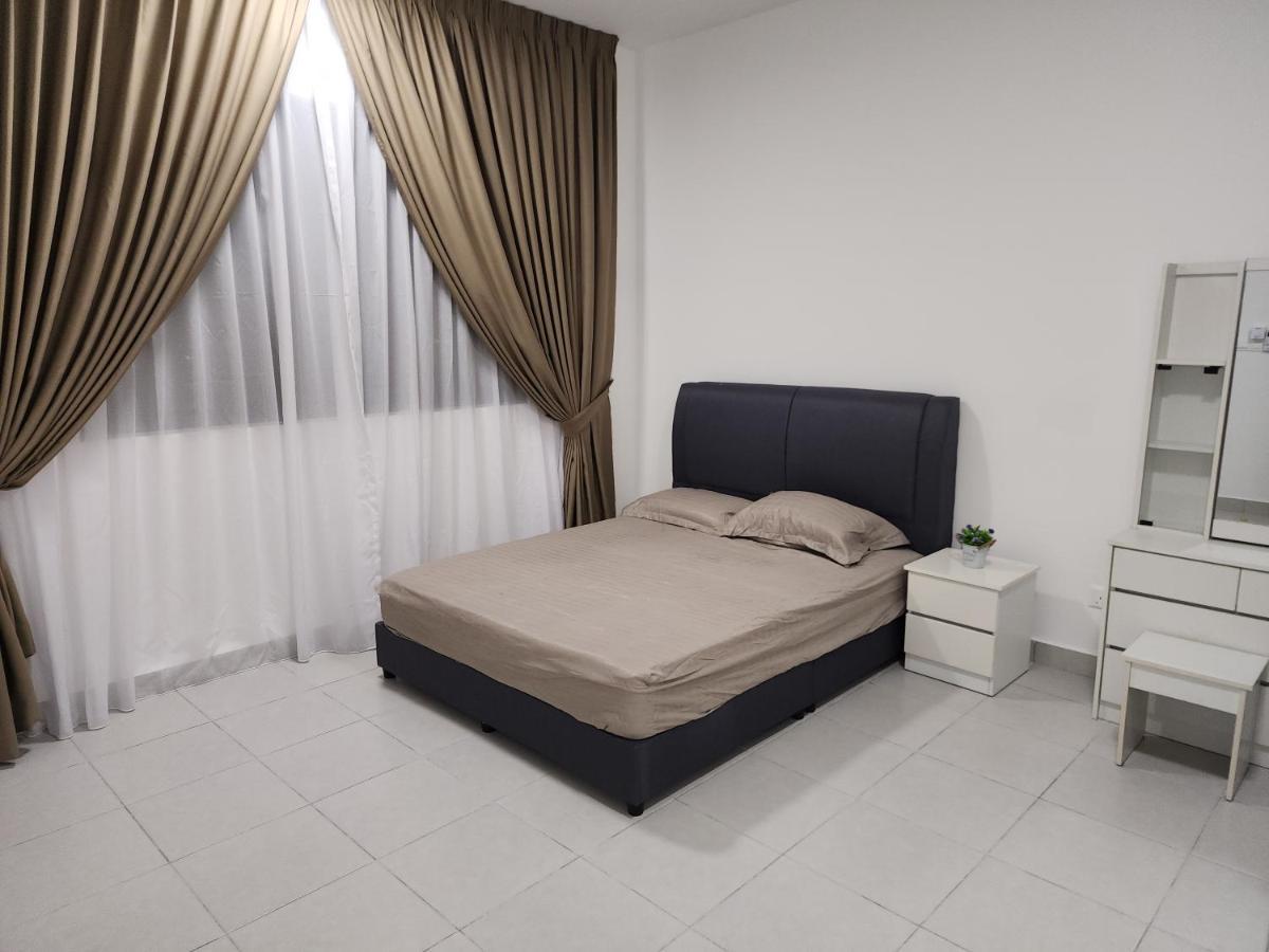 The Netizen #cheras#c180#mrt#9person Stay#staycation 3 Bed