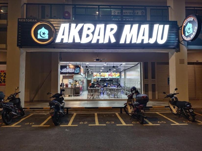 The Netizen #cheras#c180#mrt#9person Stay#staycation 3 Bed * Cheras